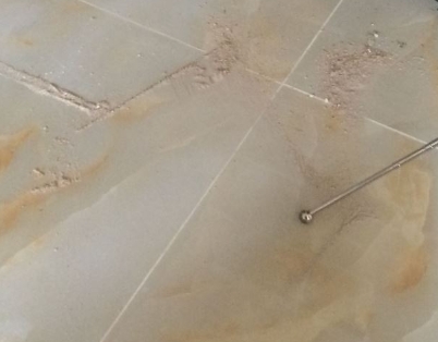 嫩江瓷砖空鼓维修公司分享粘合剂选择不当在瓷砖铺贴过程中可能导致以下问题